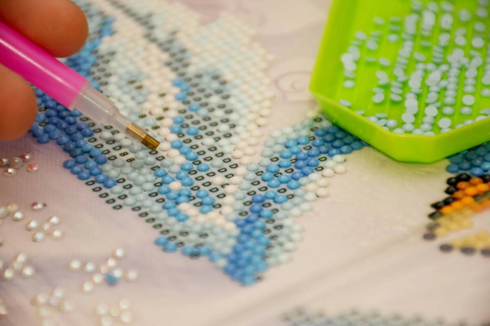 Broderie diamant : un loisir créatif qui scintille