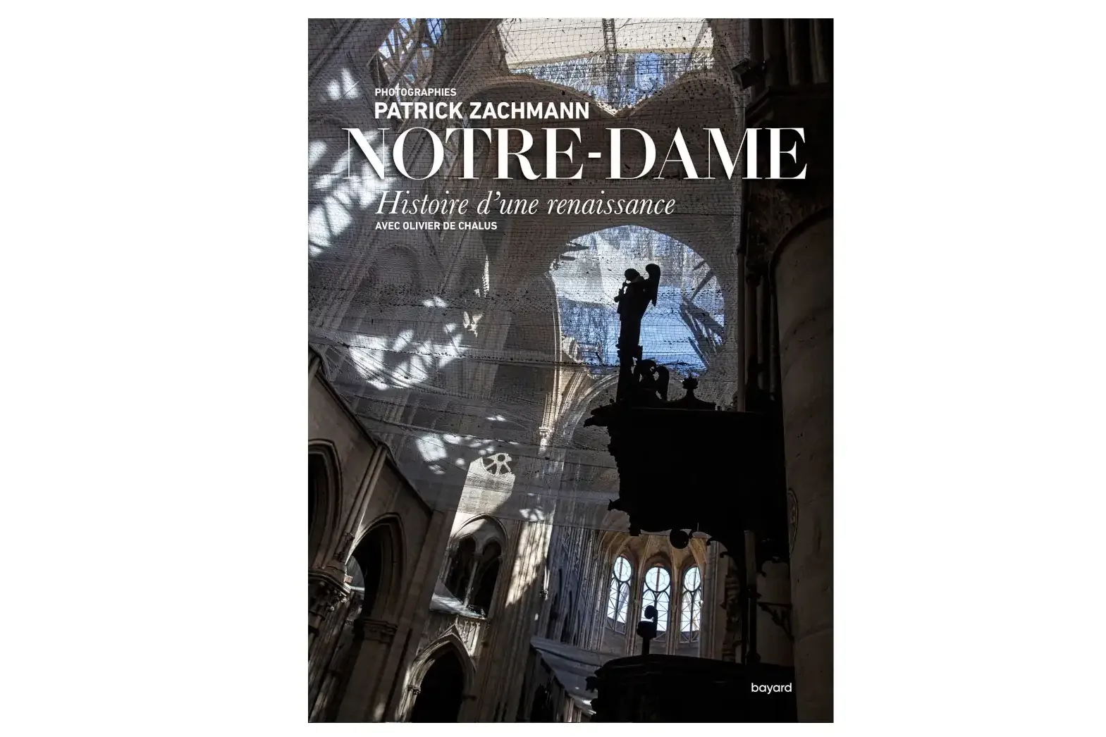 Livre photo sur la reconstruction de Notre Dame