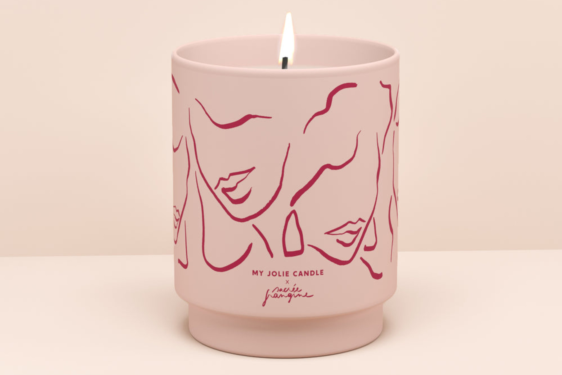 Bougie "Sacrée Frangine" de la marque My Jolie Candle à l'occasion d'Octobre Rose