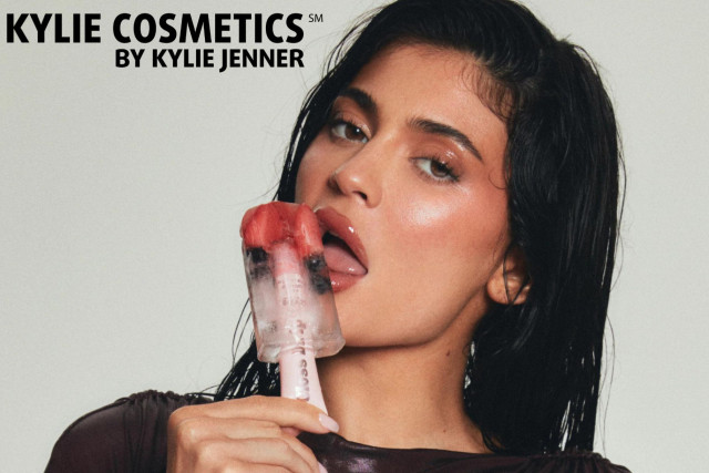 Photo de Kylie Jenner pour sa marque de maquillage