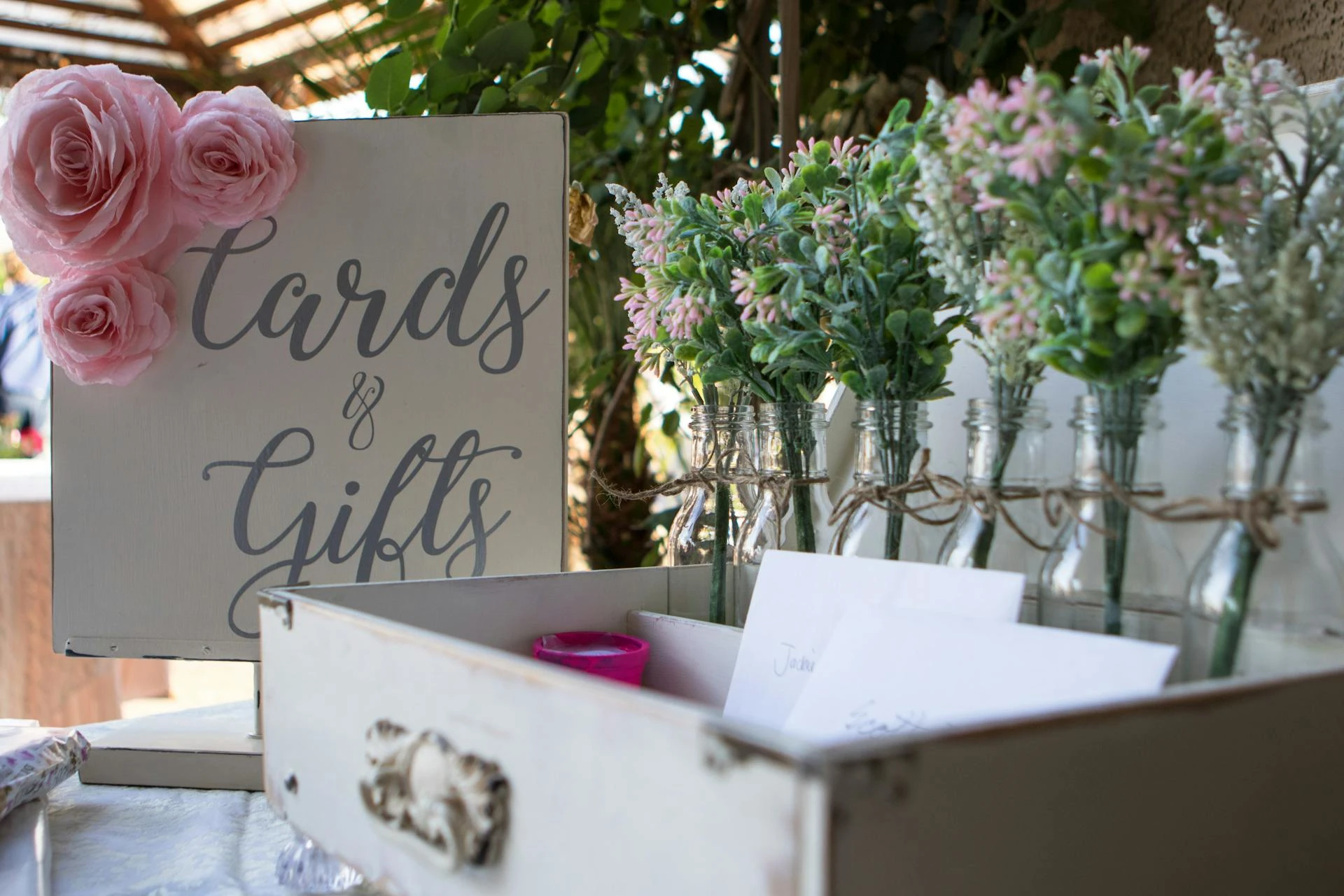 Cadeau ou enveloppe pour votre cadeau de mariage ?