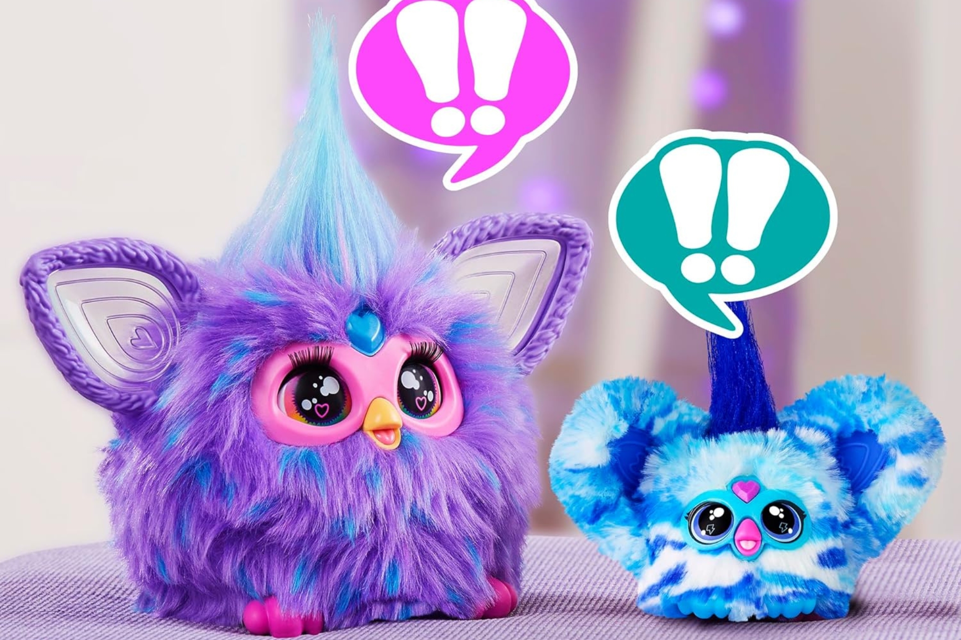 Un Furby et un Furblet interactifs