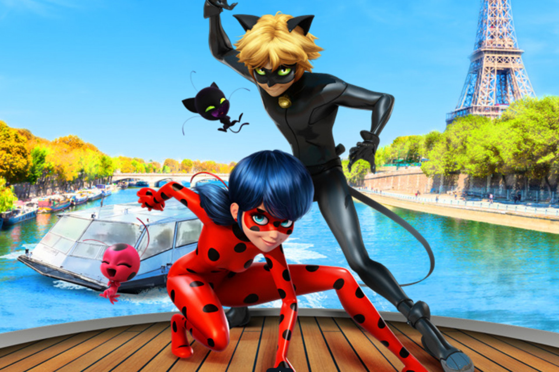 Ladybug et Chat Noir protègent Paris des forces du mal