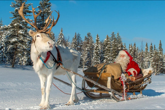 Rendre visite au père Noël et ses rennes