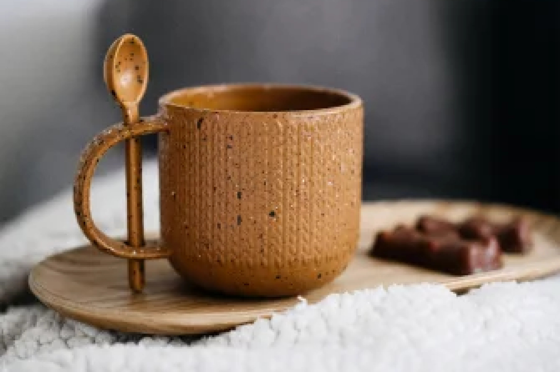 Acheter Mug en céramique et cuillère intégrée